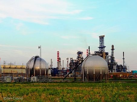 Storage tanks for industrial gases in oil refineries. Suncor Refinery, Edmonton, Canada